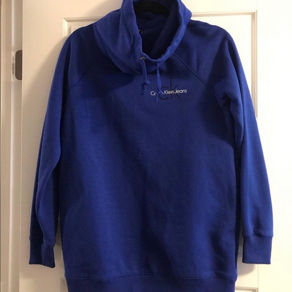 Women’s Clothing - Picture 6 of 8